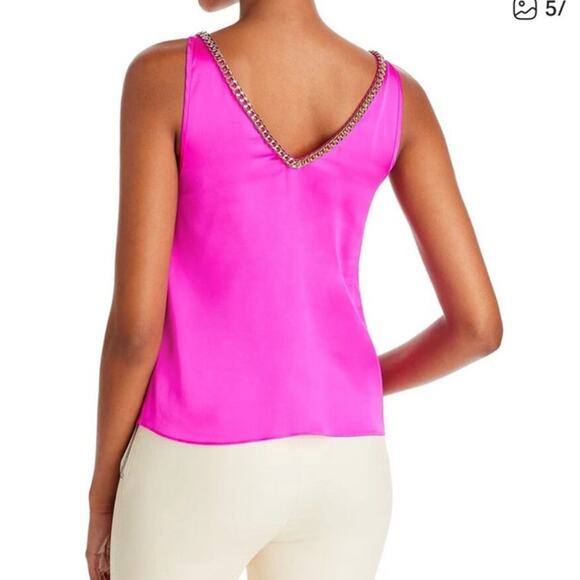 Generation Love Women's Medium Hot Pink Sleeveless Dallas Chain V-Neck Top - Picture 2 of 8